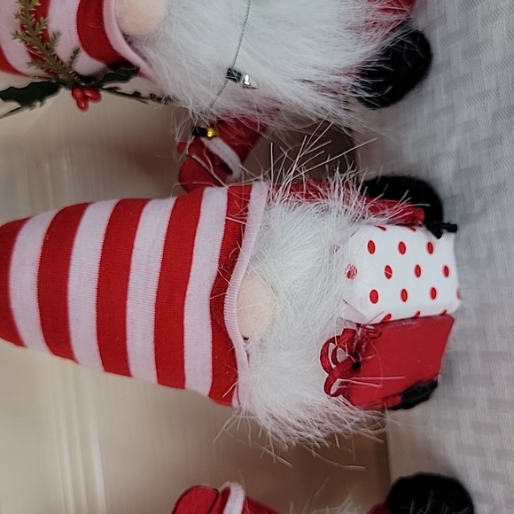 HOLIDAY TIME 3Pc Chrismas Knomes - Picture 3 of 8